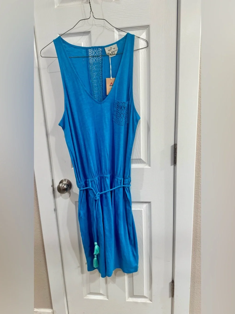 Women's Blue Sleeveless mini Dress - Picture 2 of 10